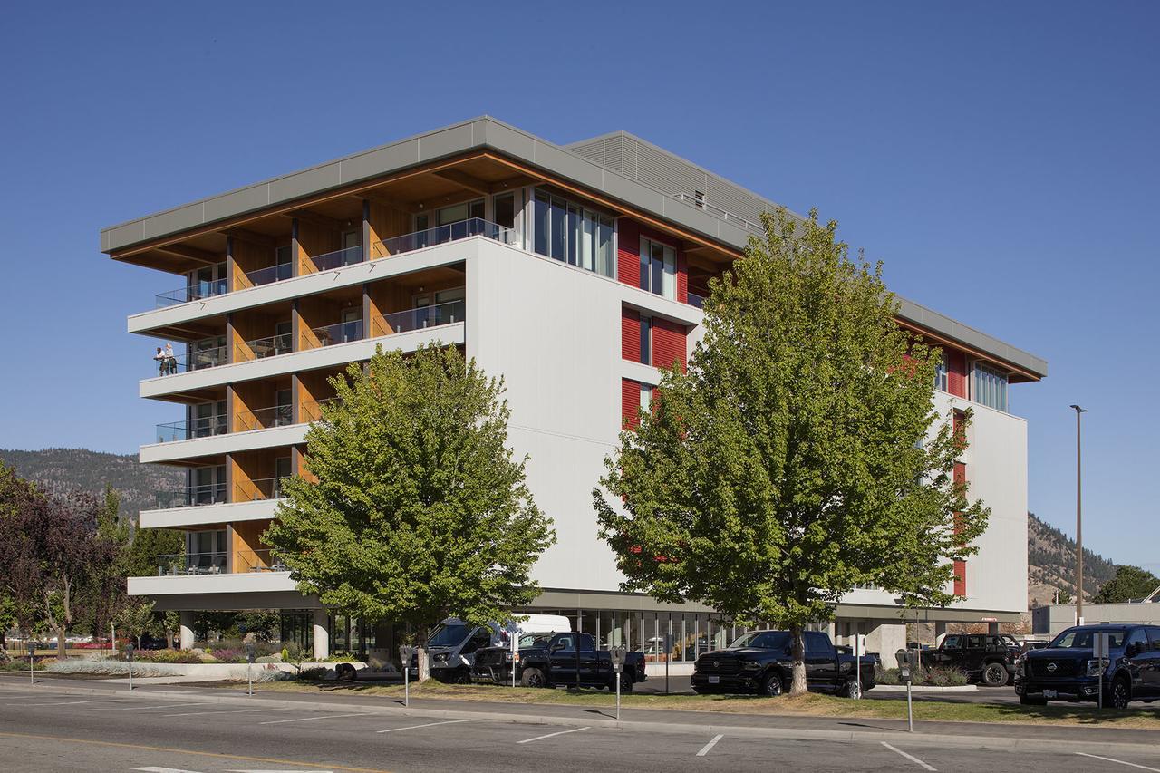 Penticton Lakeside Resort Exterior photo